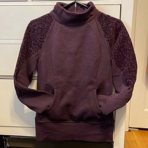 Lululemon Sweatshirt